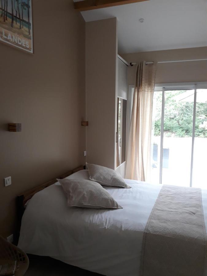 Chambre D'Hotes Du Pin Pey Exteriér fotografie